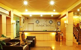Hotel Bunda Padang